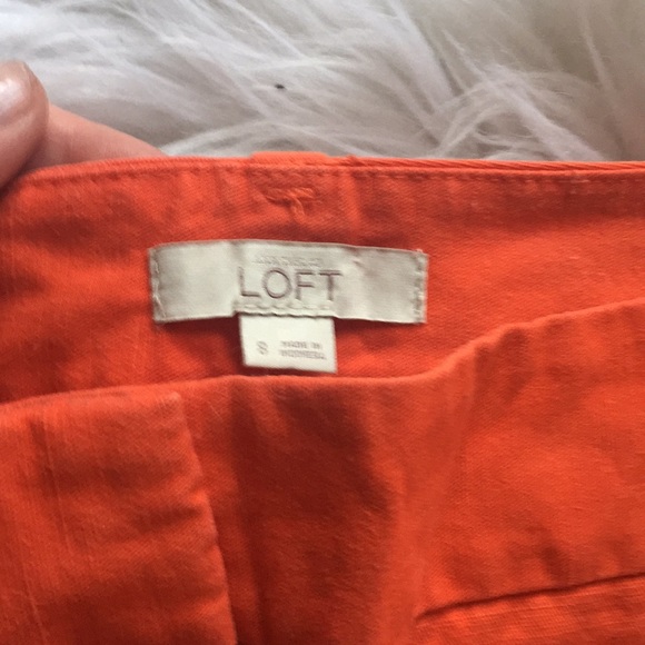 Ann Taylor LOFT shorts size 8 - Picture 2 of 3